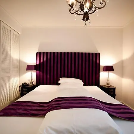 Otel Aleksandra Düsseldorf