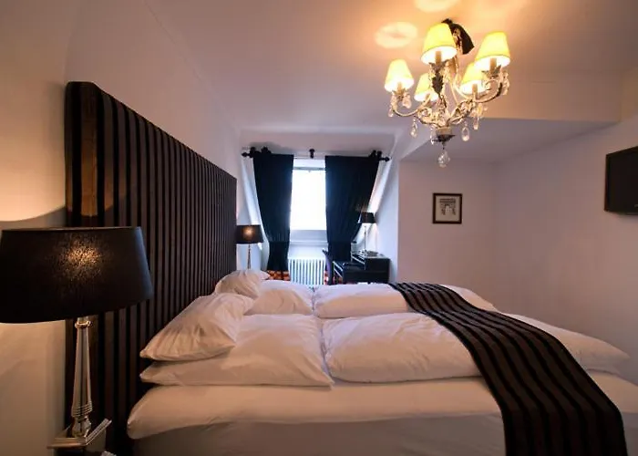 Aleksandra Otel Düsseldorf