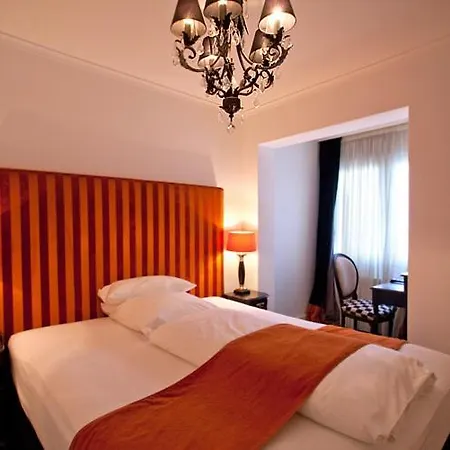Hotel Aleksandra 3*