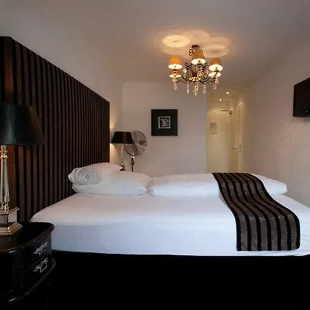 Aleksandra Otel Düsseldorf